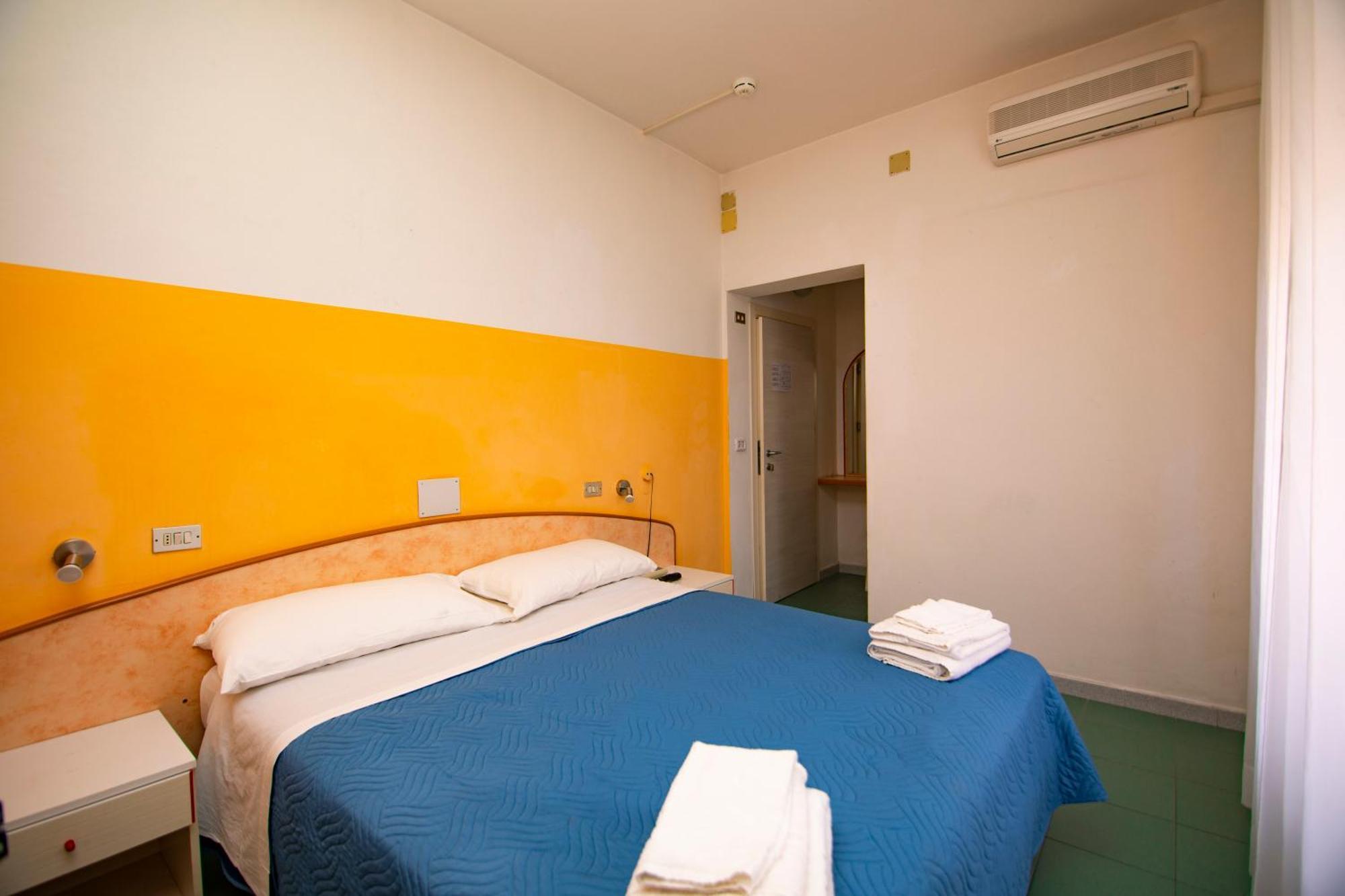 Hotel Montebello Riccione Exteriér fotografie