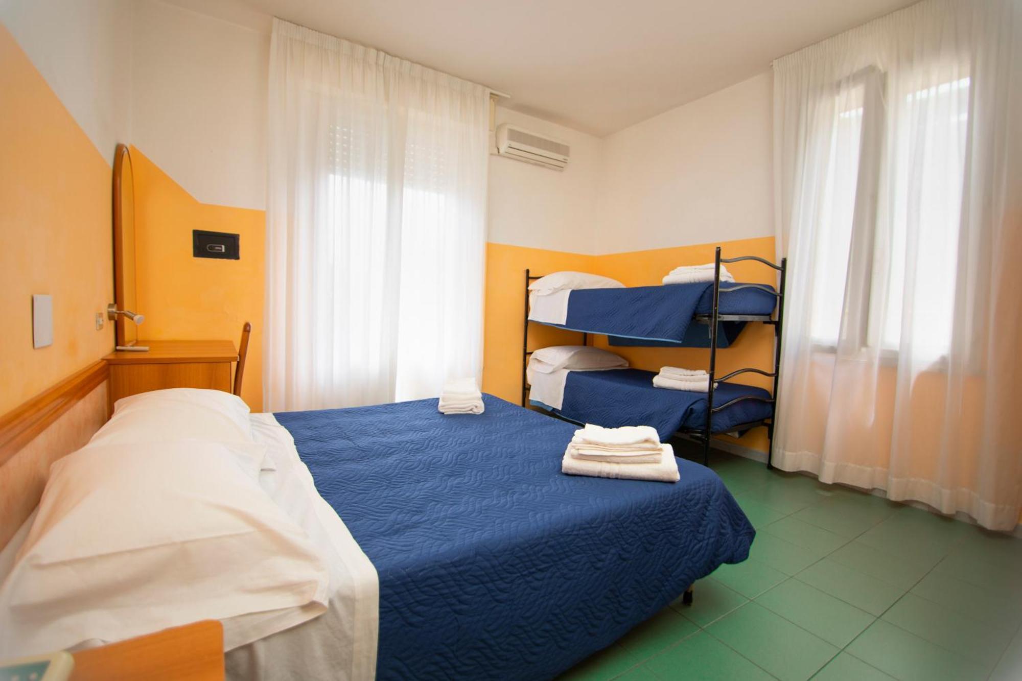 Hotel Montebello Riccione Exteriér fotografie