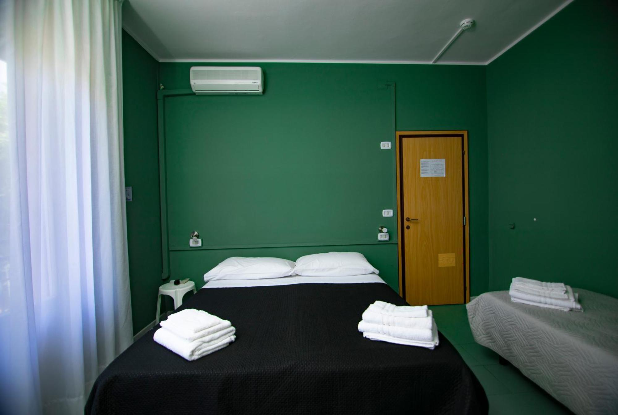 Hotel Montebello Riccione Exteriér fotografie