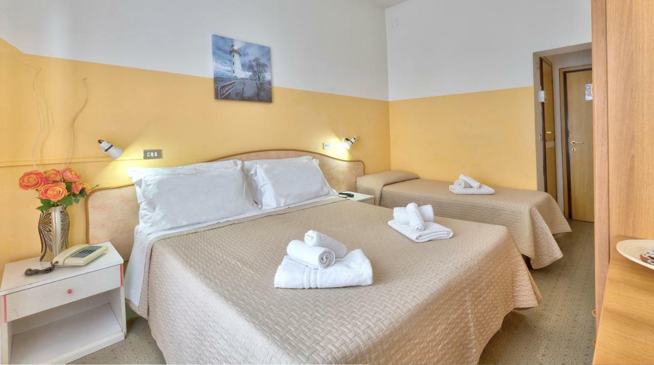 Hotel Montebello Riccione Exteriér fotografie